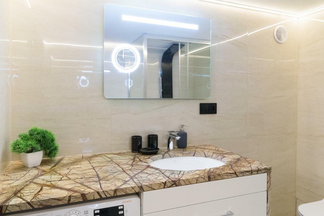 Quiet & High Class Apartments Jablonowskich Street Krakow Luaran gambar