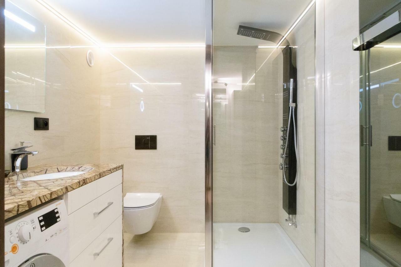 Quiet & High Class Apartments Jablonowskich Street Krakow Luaran gambar