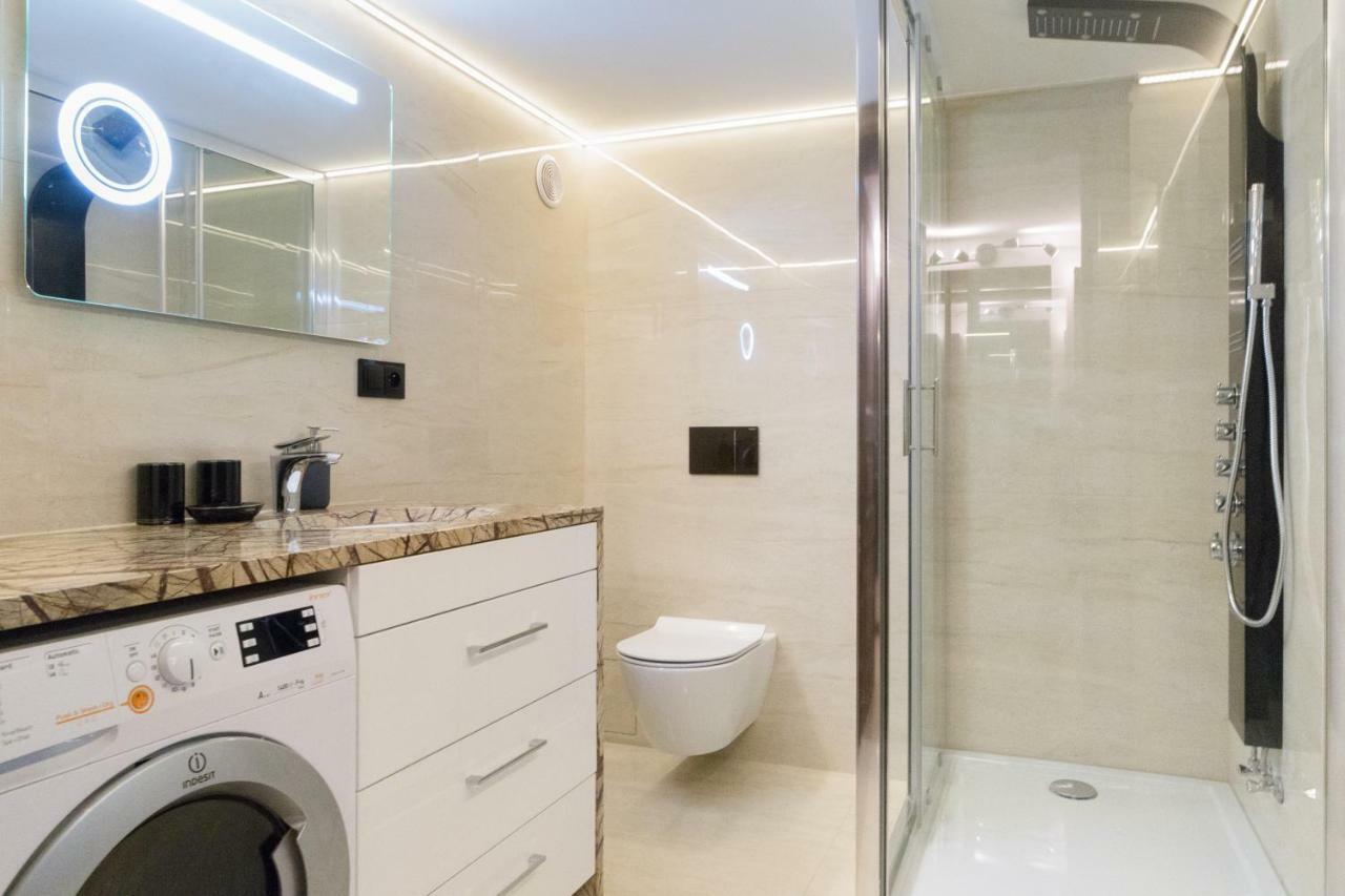 Quiet & High Class Apartments Jablonowskich Street Krakow Luaran gambar